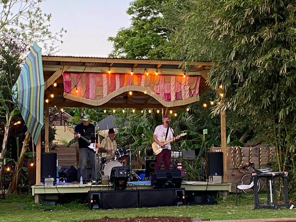 Golden Ray at Sister Street Stage